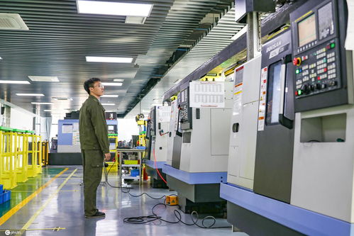 智能工廠助力企業高效生產 全自動化流水線與信息技術咨詢的融合